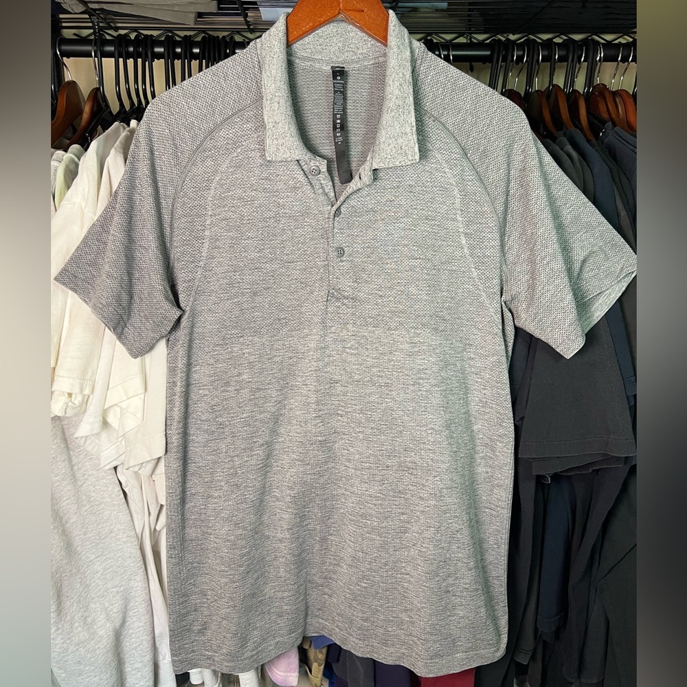 Lululemon Athletica Metal Vent Tech Gray Polo Shirt Soft Blend L